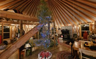 yurt tree kitchen queen